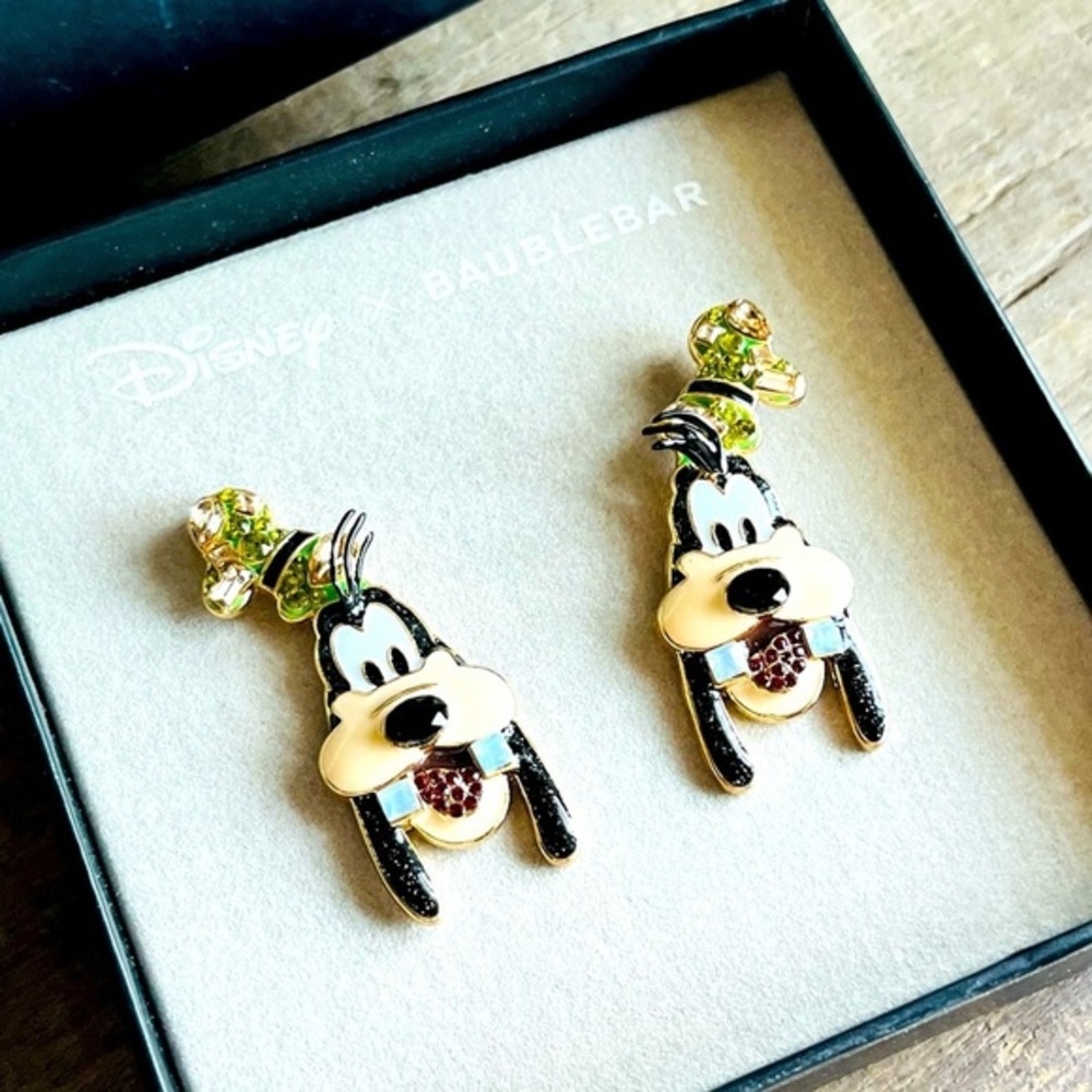 Disney x BaubleBar Goofy Enamel Drop Earrings NWT | Gold Statement